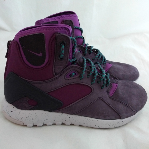 Nike Womens Koth Mid - Picture 3 of 5